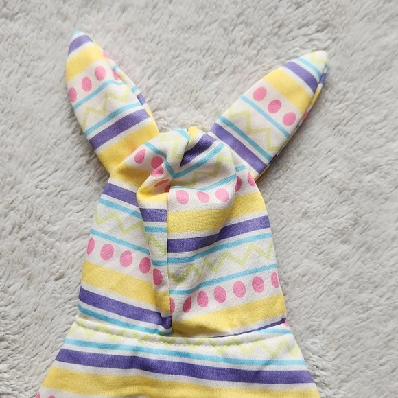 Whisker City Easter Bunny Cape - Picture 3 of 11